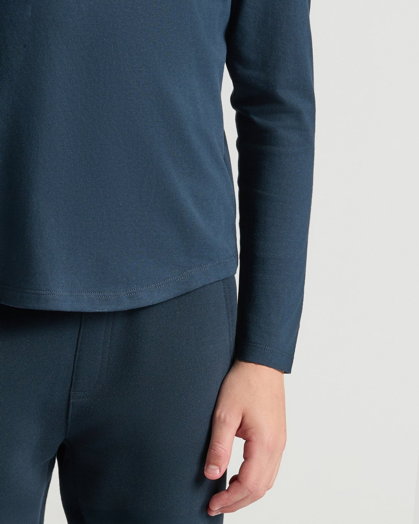 Boys' Classic Long Sleeve Curved Hem Crew Neck 3-Pack