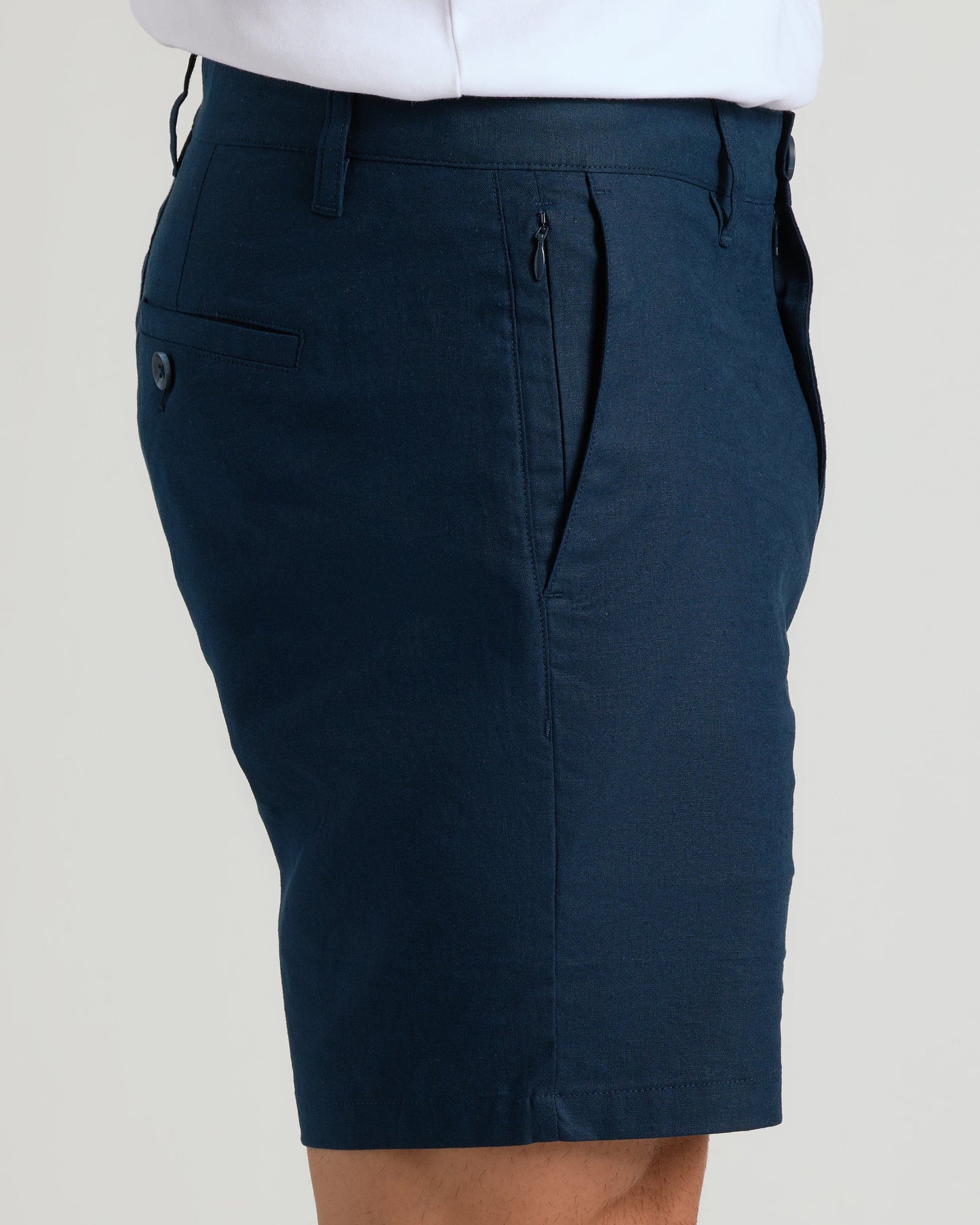 7" Navy Linen Shorts