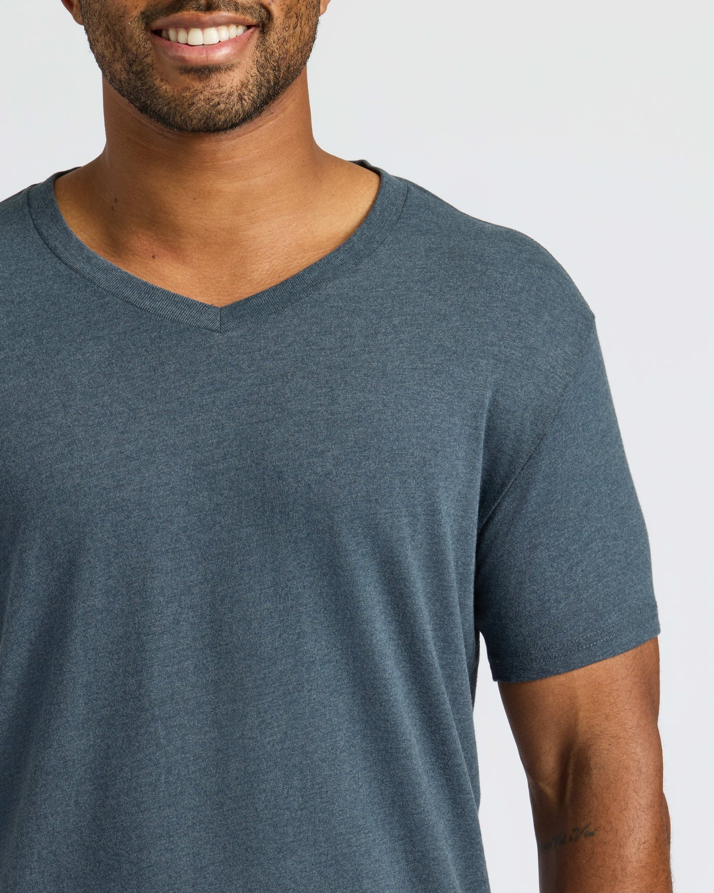 All White Classic V-Neck 10-Pack